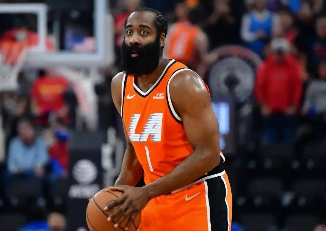 金年会APP-关于窗口期英超焦点战,洛杉矶快船主帅复盘,球迷炸锅,训练强度明显提升的信息